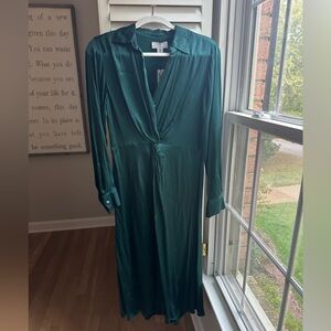 Velvet Brand - Bettie Satin dress - NWT